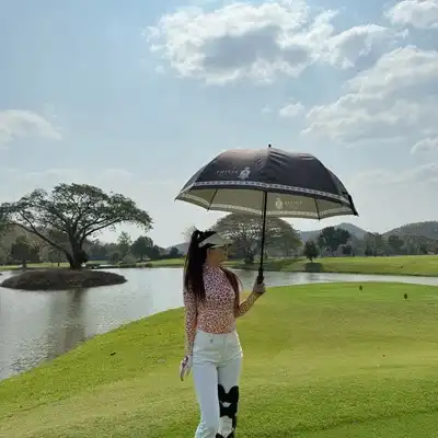 陈英